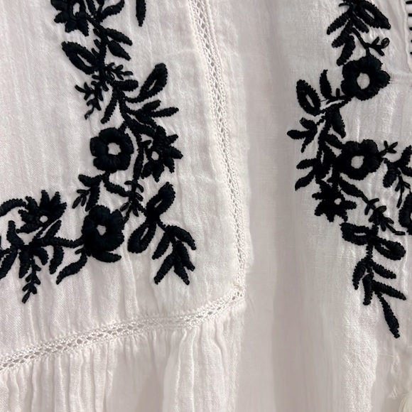 Joie Anthropologie Peasant 100% cotton. - Picture 5 of 5